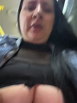 Abril_Luv