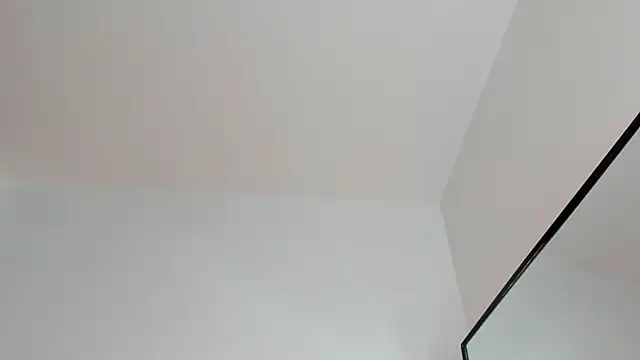 miaapril live cam on StripChat