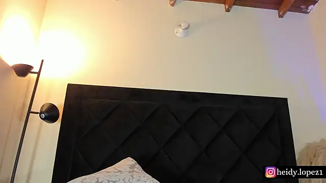 cloe_bech1 live cam on StripChat