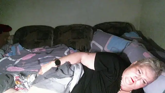 Lana555 live cam on StripChat