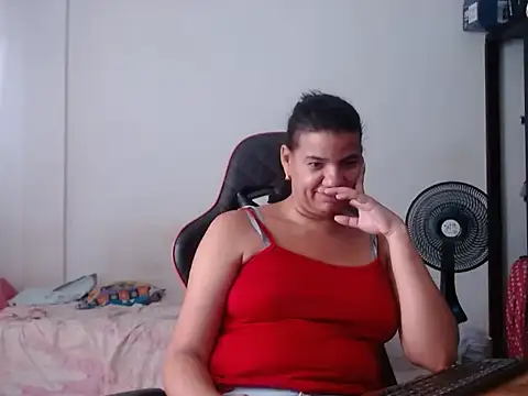 Adriana_0312 live cam on StripChat
