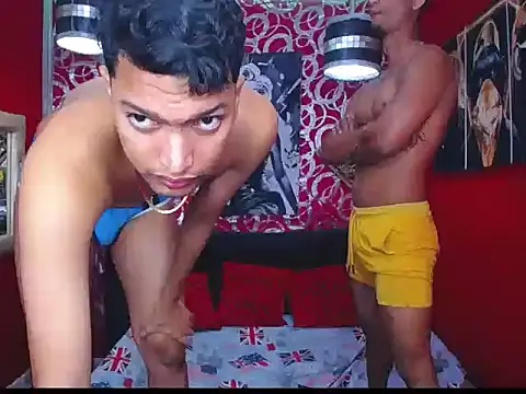 PEINBOYS live cam