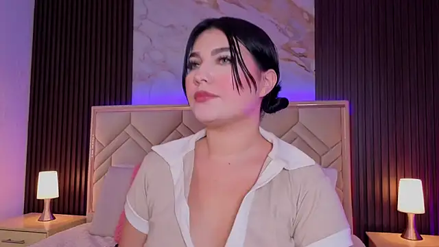 miaafarrel (F teen) - clap clap  my sexy tail 💖🔥