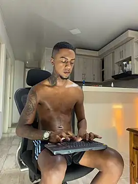 YeremiBrowm webcam
