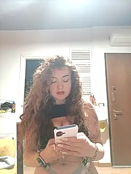 CurlyElisa