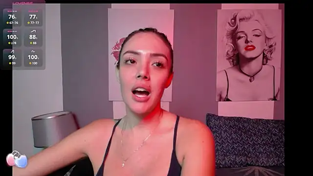 brianna_196 live cam on StripChat