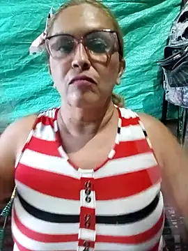 MOTHER_AND_SON09 live cam on StripChat