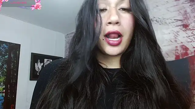 gigi_gilt_ live cam on StripChat