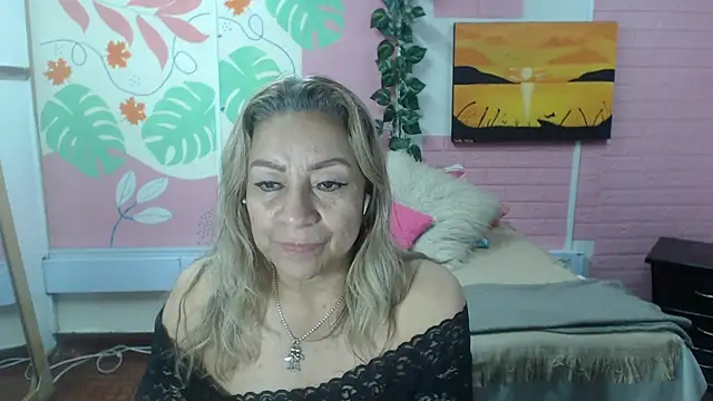 ZAMANTHA live cam on StripChat