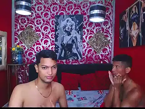 PEINBOYS live cam on StripChat