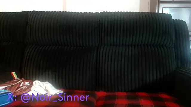 sinnernoir (M mature) - naked