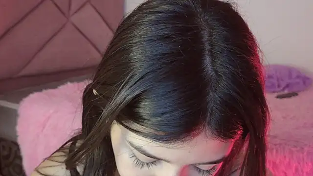 eva_sin18 live sex cam
