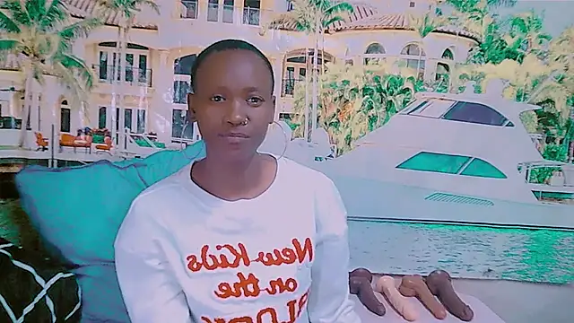 EbonyOlive69
