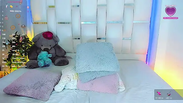 Amatistablue live cam on StripChat