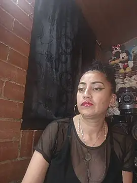 Alexandrina live cam on StripChat