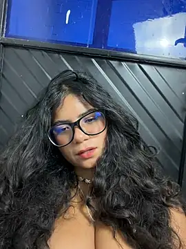 Simone_Miller webcam