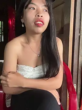 Hikomy- live cam on StripChat