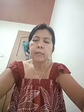 TropicalFlower live cam on StripChat