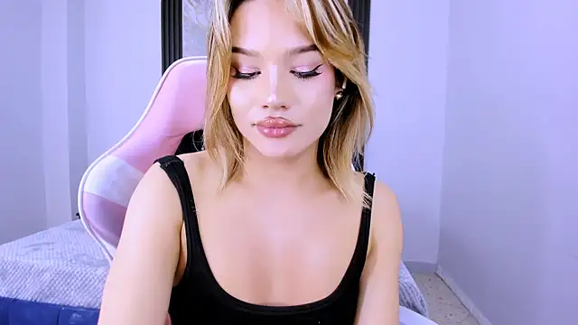 Keendall__ live sex cam