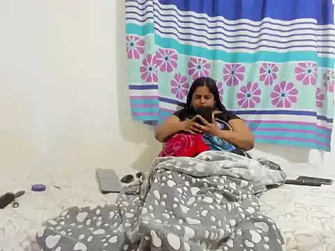 SusanaEshwar webcam