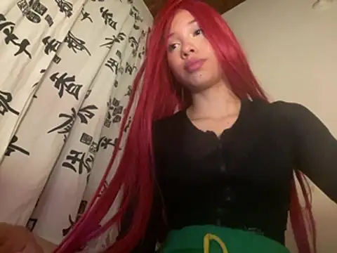 ElizElara webcam