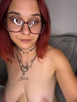 jebise23 live cam on StripChat