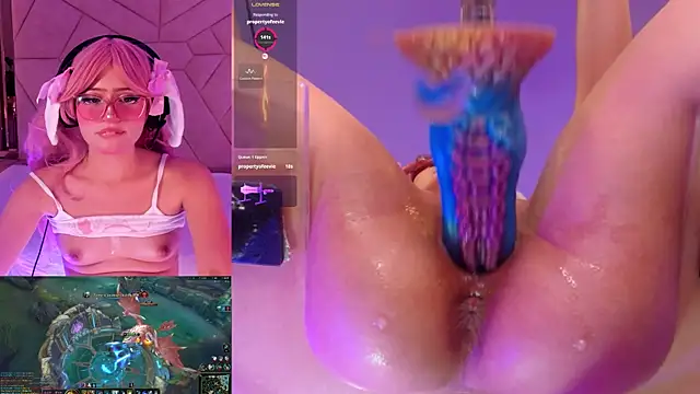 ViviLove_ webcam