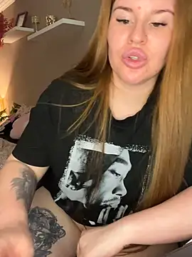 Mochii_26 webcam