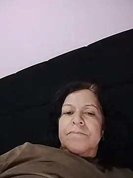 mariy522 live cam on StripChat