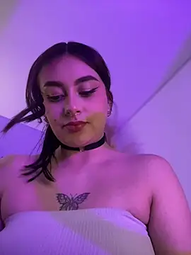 cute__cherry_ live cam on StripChat