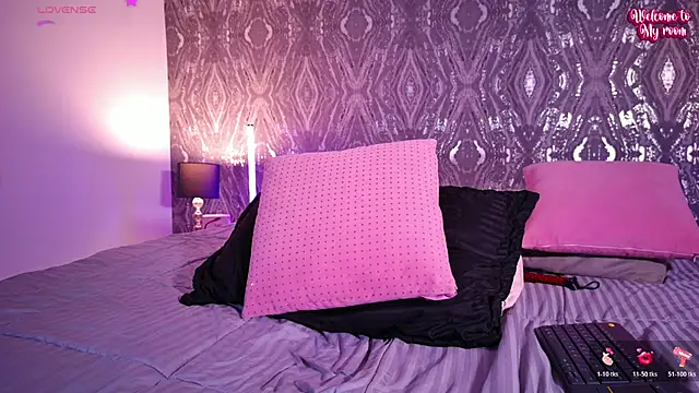 AbellaFox_ webcam