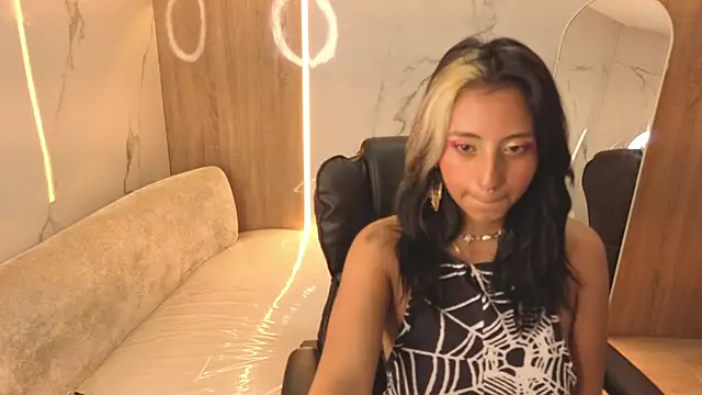raven_stone_cn webcam