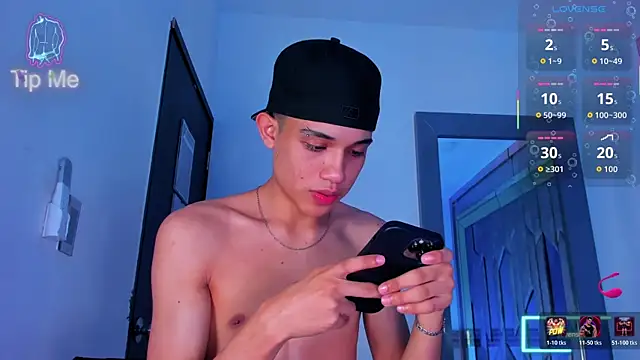 Sebax_Young webcam