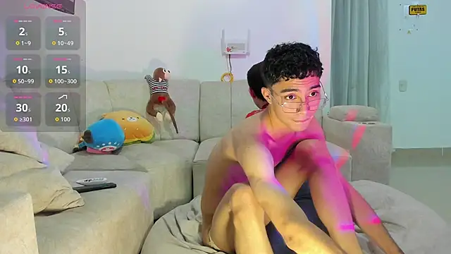 Adriann_voss webcam