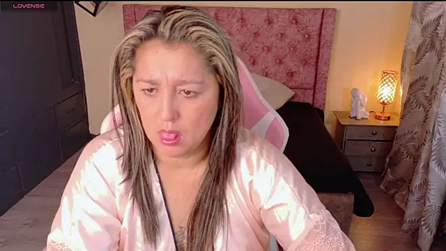miss_chantall webcam