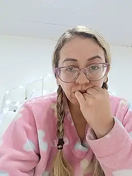 miss_hanna07 live cam on StripChat