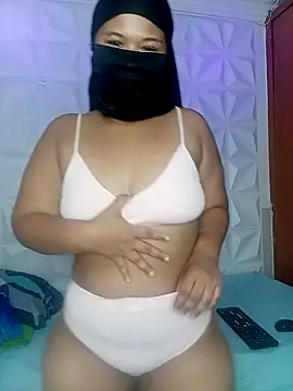 DALILAA_CURVY webcam stripchat model stream image