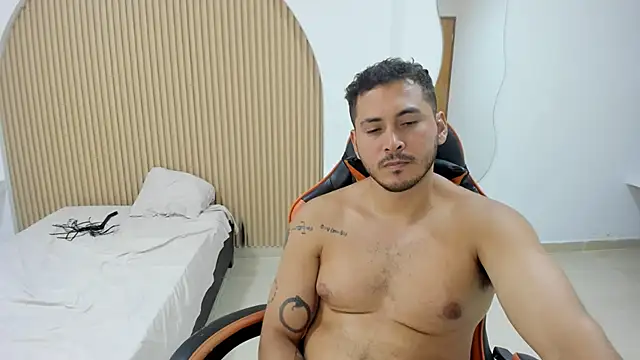 ashlan_king live cam on StripChat
