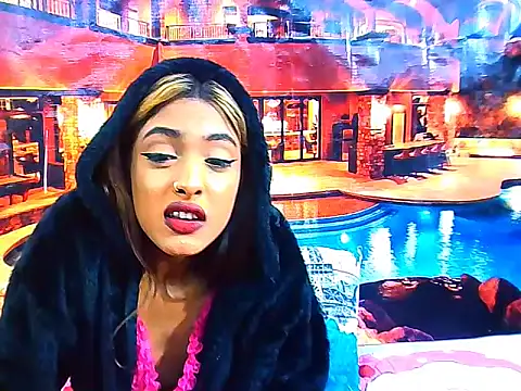 IndianPretty14u2Luv live cam on StripChat