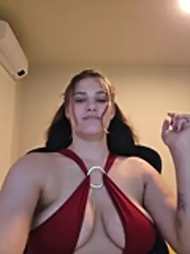 MiaRides19 live cam on StripChat