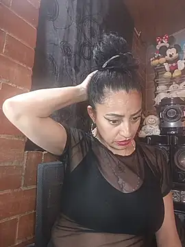 Alexandrina live cam on StripChat