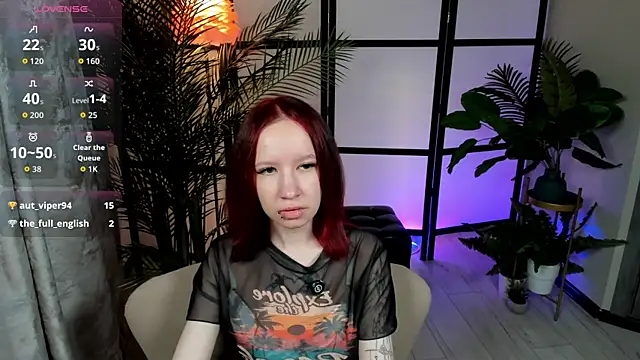 Mi_Mi_Mia live cam on StripChat