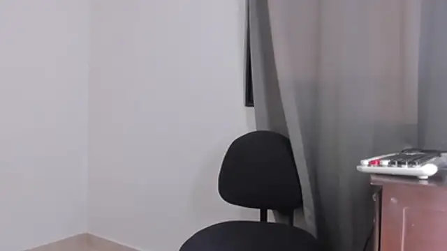 Emma_lean webcam