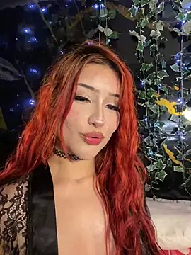Ashly_cutee live cam on StripChat