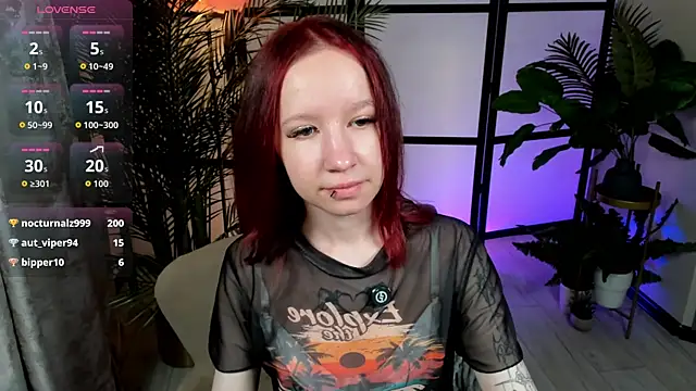 Mi_Mi_Mia live cam on StripChat