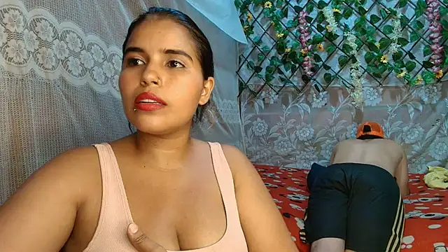 leandro49112 live cam on StripChat