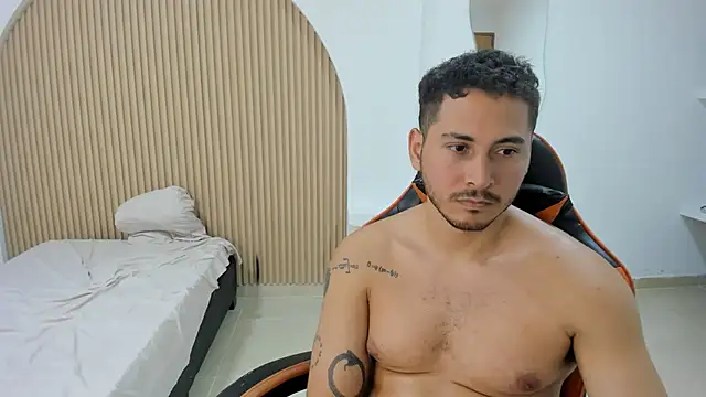 ashlan_king live cam on StripChat