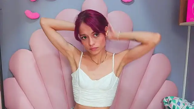 luci_miller - Luci_miller's free webcam - UK Sex Cams