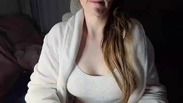 MommyLoveWetOrgasm webcam
