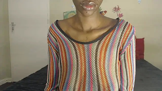 Blacktittiex02 webcam